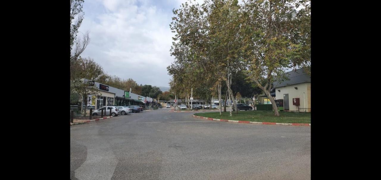 Apartamento אירוח אריאל Hagoshrim Exterior foto