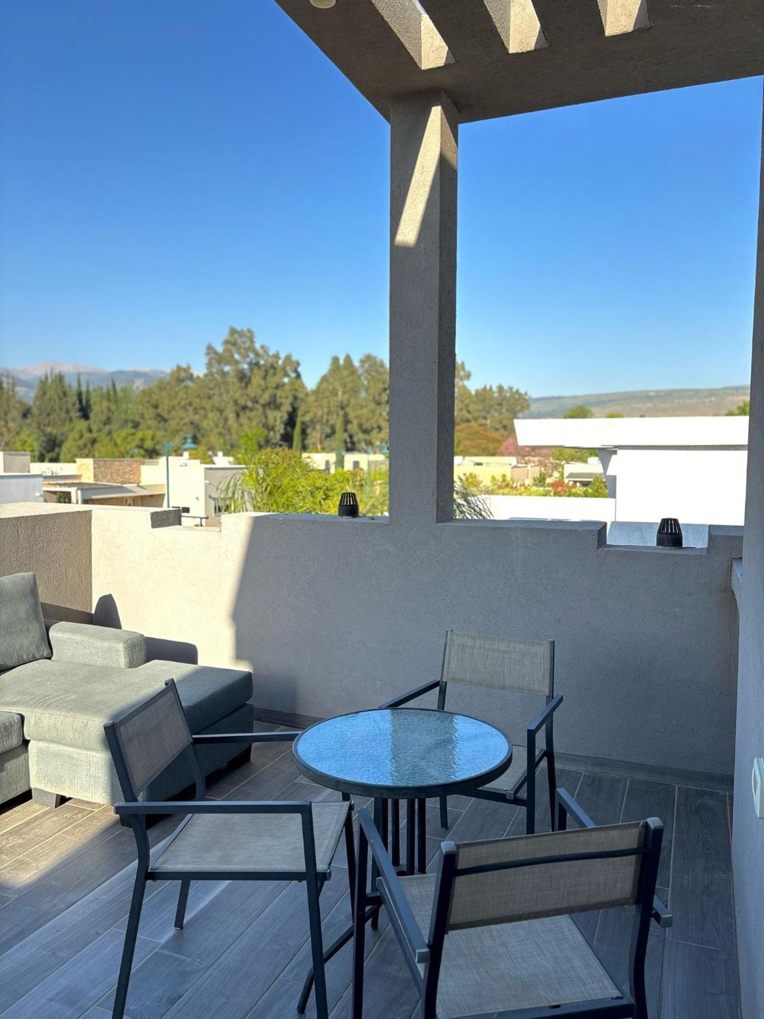 Apartamento אירוח אריאל Hagoshrim Exterior foto